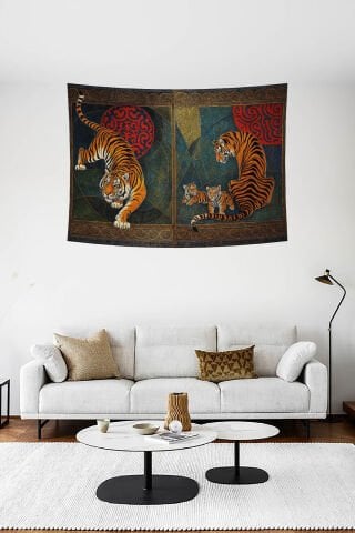 Kaplan Ailesi Bohem Desenli Duvar Örtüsü