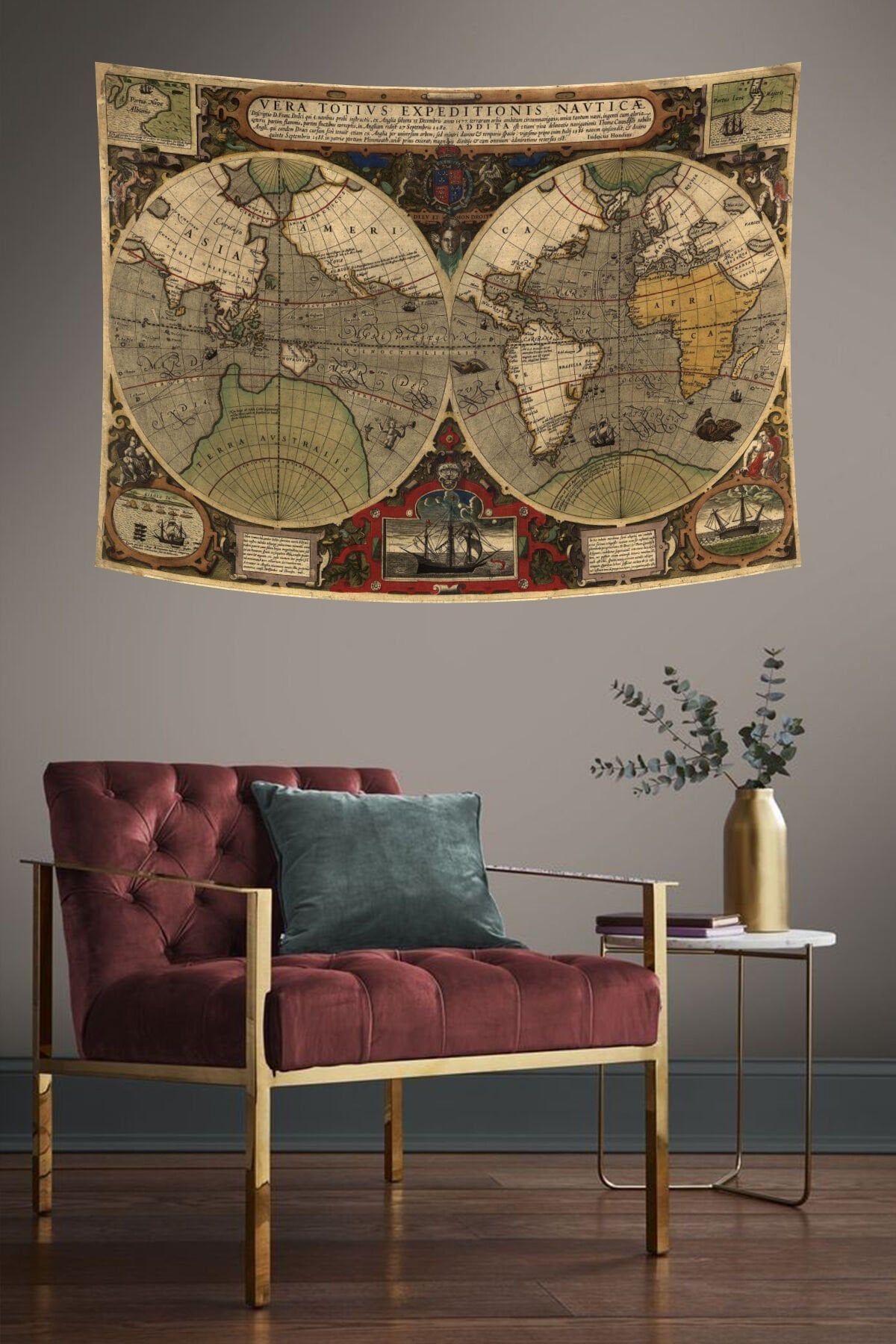 Antik Keşifler Harita Desenli Duvar Örtüsü