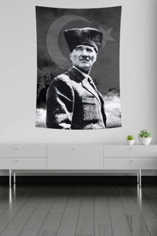 Atatürk ve Türk Bayrağı Temalı Duvar Örtüsü