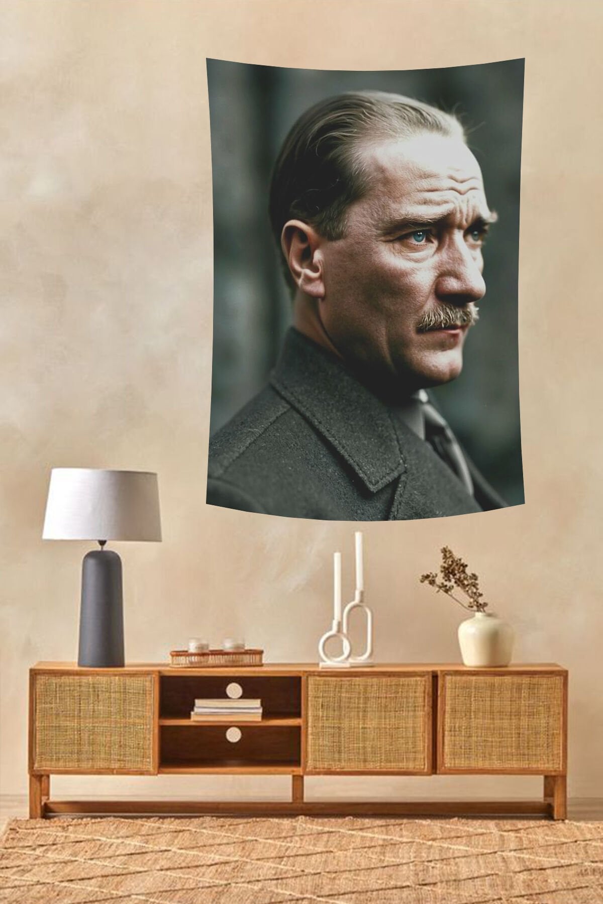 Atatürk Karizmatik Bakış Duvar Örtüsü