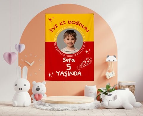 Doğum Günü Duvar Örtüsü