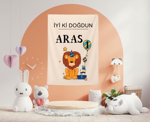 Kişiye Özel Aslan Temalı Doğum Günü Duvar Örtüsü