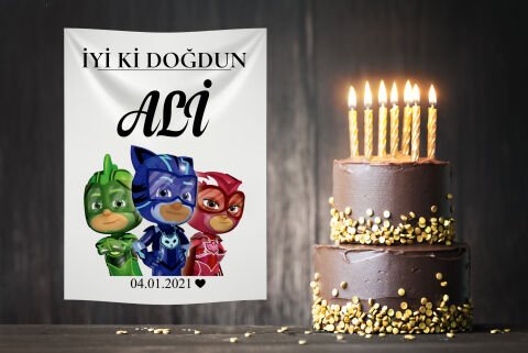 Doğum Günü Duvar Örtüsü