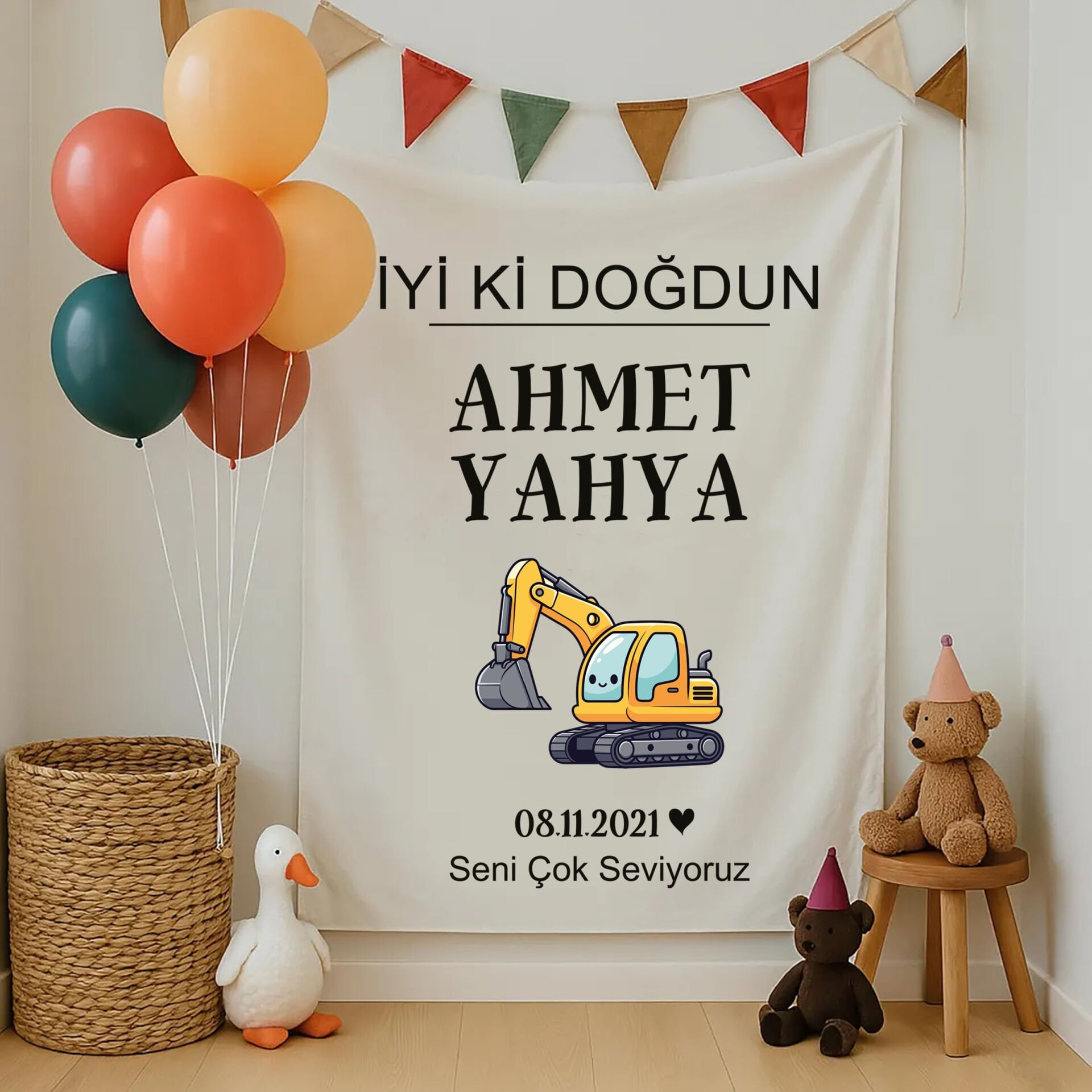 Kepçeli Doğum Günü Duvar Örtüsü