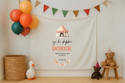Kişiye Özel Sirk Temalı Doğum Günü Duvar Örtüsü