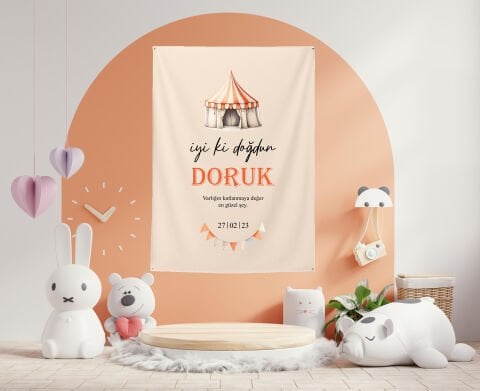 Kişiye Özel Sirk Temalı Doğum Günü Duvar Örtüsü