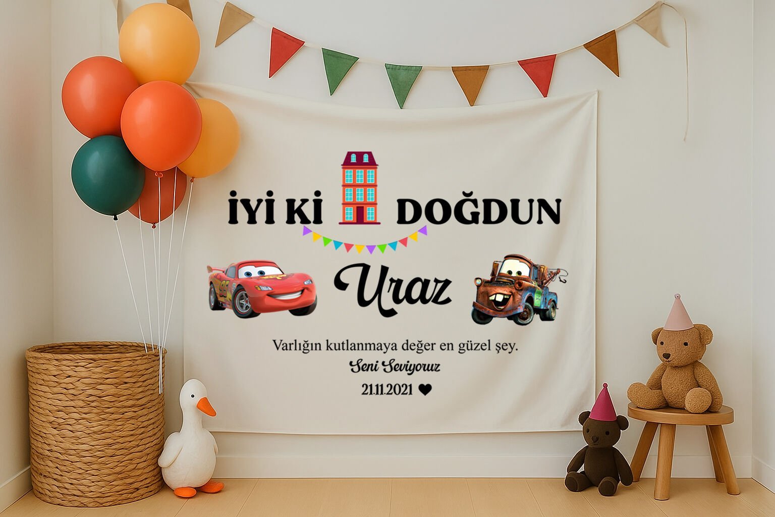 Doğum Günü Duvar Örtüsü